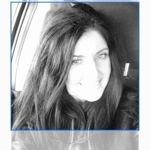 Meet your Posher, Roxanne